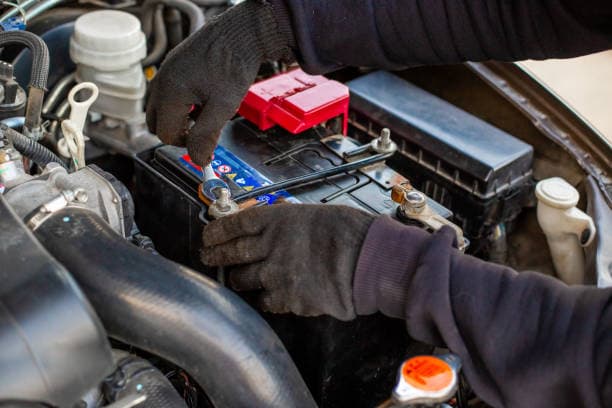 24/7 Car Battery Replacement in Dubai – Fast Mobile Installation